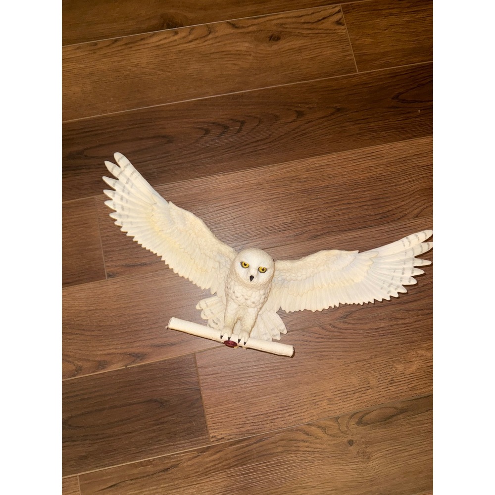 Harry Potter Hedwig Snowy Owl Wall Decor Wizarding World Hanging Fig  Scroll 18"